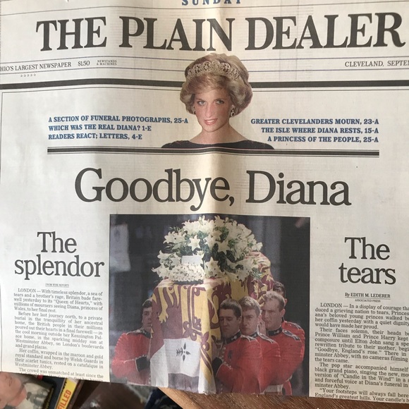 Princess Diana memorabilia - Picture 4 of 5